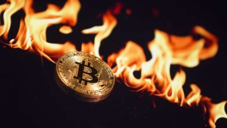 Bitcoin, 2 yıl sonra ilk kez 17 bin doların altında