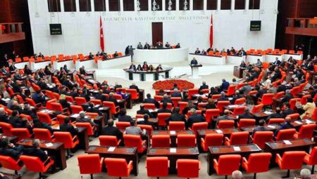 Muhalefetin gündemi: Seçim gecesi internet kesilir mi?