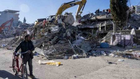 Depremin enkaz faturası 12 Milyar TL’yi aşıyor