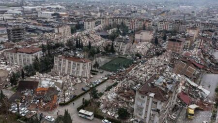 Koç Holding’den deprem açıklaması: Kapsamlı bir çalışma yürütmekteyiz