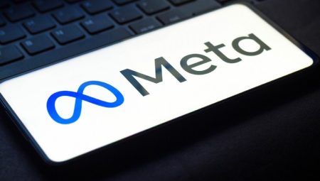 Bilançolar Zuckerberg’i mutlu etti