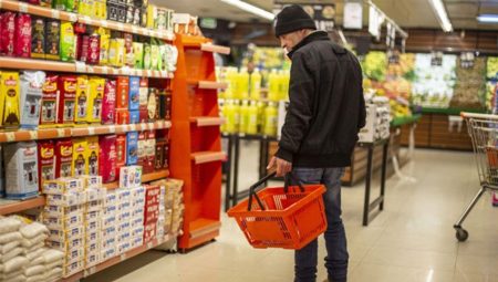Ekonomistlerden enflasyon yorumu: Enflasyon 2025’e kadar çift hanede kalacak