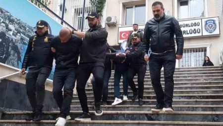 Altı yıllık şoförü, iş insanını soydu