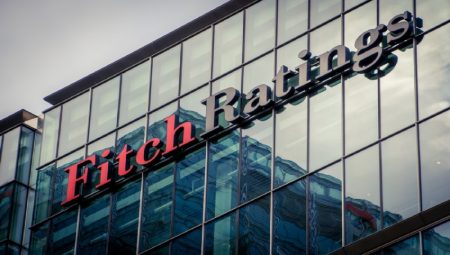 Fitch: Türk bankaları kademeli faiz artışı için hazırlıklı